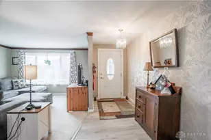 440 Katy Ln, Englewood, OH 45322 - Photo 3