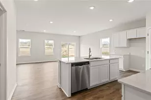 2254 Kiel St, Huber Heights, OH 45424 - Photo 13