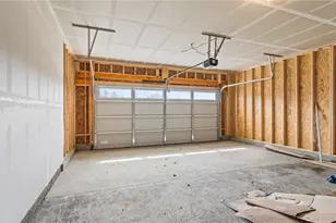 2254 Kiel St, Huber Heights, OH 45424 - Photo 31