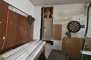 303 Crescent Dr, Lewisburg, OH 45338 - Photo 23