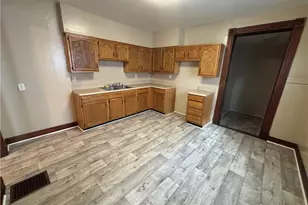 639 Huffman Ave, Dayton, OH 45403 - Photo 9