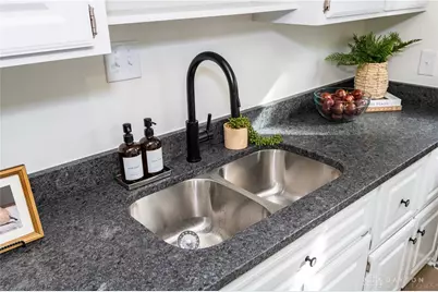 431 Triangle Avenue, Oakwood, OH 45419 - Photo 21