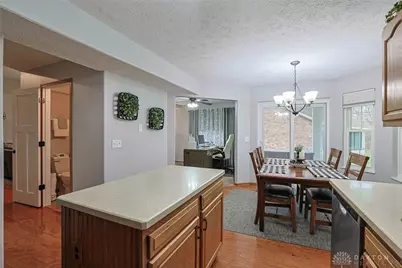 6745 Oakwood Lane, Dayton, OH 45424 - Photo 15