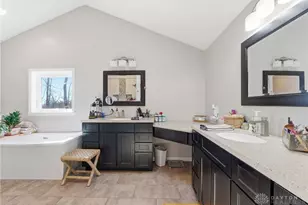 1715 Birnam Wood Ct, Vandalia, OH 45377 - Photo 33