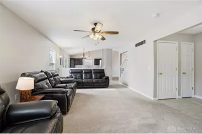 406 Chapelgate Drive, Fairborn, OH 45324 - Photo 15