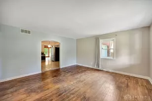 1833 Leona Dr, Cincinnati, OH 45238 - Photo 3