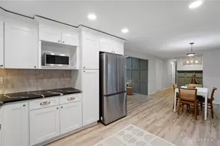 65 Dale Ridge Dr, Centerville, OH 45458 - Photo 11