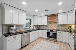 65 Dale Ridge Dr, Centerville, OH 45458 - Photo 9