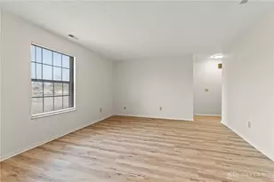 971 Pine Needles Dr, Dayton, OH 45458 - Photo 3