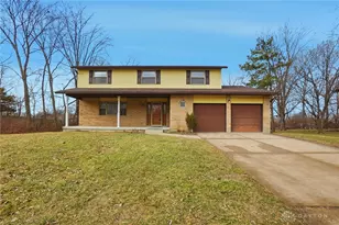 2126 Mohave Dr, Beavercreek, OH 45431 - Photo 3