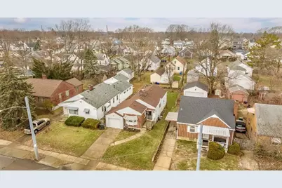 1821 S Smithville Road, Dayton, OH 45420 - Photo 3