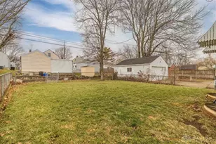 1821 S Smithville Rd, Dayton, OH 45420 - Photo 19