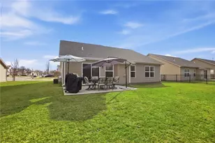 215 Riesling Dr, Englewood, OH 45322 - Photo 21