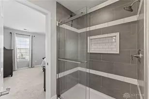 2331 Wedgewood Dr, Beavercreek, OH 45434 - Photo 35