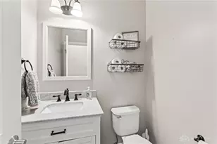 2331 Wedgewood Dr, Beavercreek, OH 45434 - Photo 17