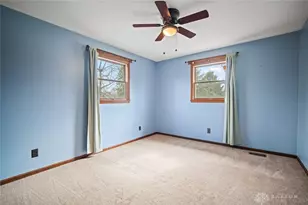 391 Roselake Dr, Dayton, OH 45458 - Photo 33