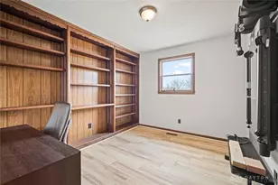 391 Roselake Dr, Dayton, OH 45458 - Photo 29