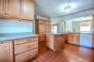 2765 E Tara Trail, Beavercreek, OH 45434 - Photo 19