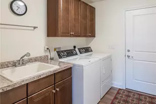 1475 Runnymeade Way, Beavercreek Twp, OH 45385 - Photo 11