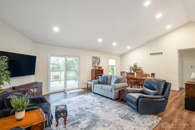 1475 Runnymeade Way, Beavercreek Twp, OH 45385 - Photo 7