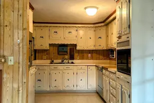 606 Barnhart Rd, Troy, OH 45373 - Photo 9