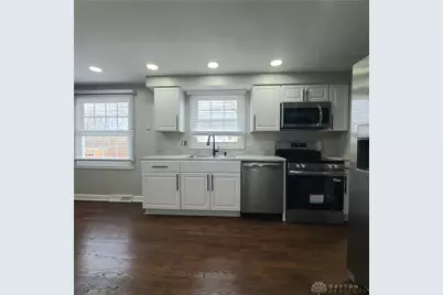 5550 Olive Tree Drive, Dayton, OH 45426 - Photo 11