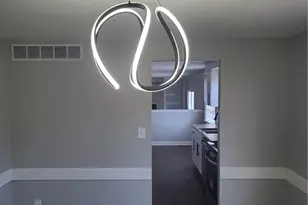 5550 Olive Tree Dr, Dayton, OH 45426 - Photo 9