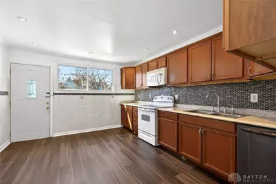 729 Troy Street, Dayton, OH 45404 - Photo 9