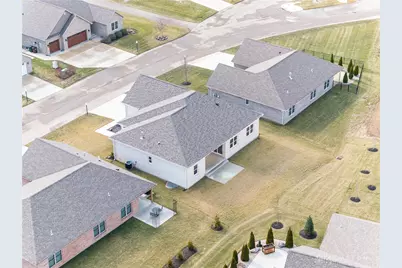 755 W Bentley Circle, Troy, OH 45373 - Photo 13