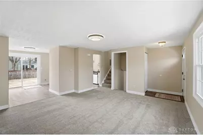 5540 Signet Drive, Huber Heights, OH 45424 - Photo 7