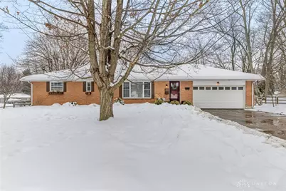 1860 Bledsoe Drive, Bellbrook, OH 45305 - Photo 1