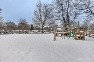 1860 Bledsoe Dr, Bellbrook, OH 45305 - Photo 43