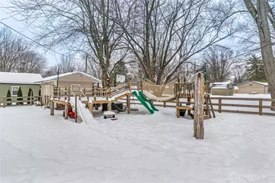 1860 Bledsoe Drive, Bellbrook, OH 45305 - Photo 33