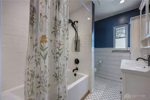 1860 Bledsoe Dr, Bellbrook, OH 45305 - Photo 25