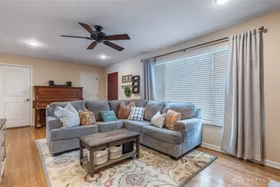 1860 Bledsoe Drive, Bellbrook, OH 45305 - Photo 5