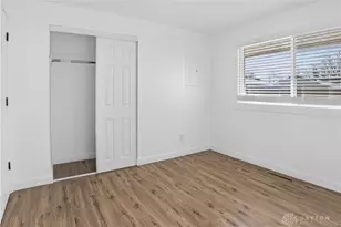 5455 Flotron Dr, Dayton, OH 45424 - Photo 15