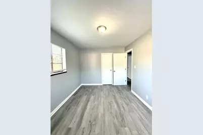 613 Gainsborough Road, Dayton, OH 45419 - Photo 5