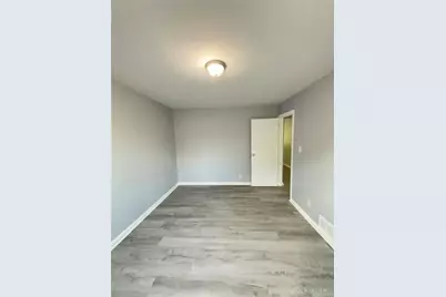 613 Gainsborough Road, Dayton, OH 45419 - Photo 7