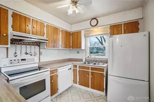 1769 Shady Ln, Beavercreek, OH 45432 - Photo 11