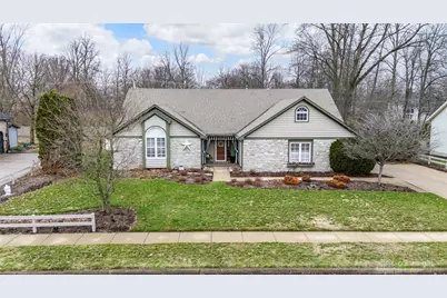 735 Chaucer Lane, Tipp City, OH 45371 - Photo 37