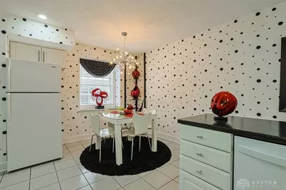 735 Chaucer Lane, Tipp City, OH 45371 - Photo 17