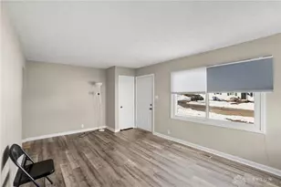 702 Allenwood Ct, Dayton, OH 45420 - Photo 5