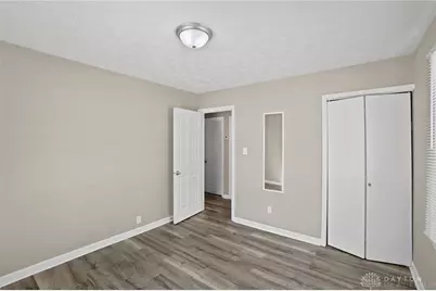 702 Allenwood Court, Dayton, OH 45420 - Photo 13