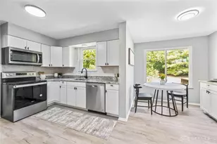 9956 Morgans Trace Dr, Loveland, OH 45140 - Photo 15