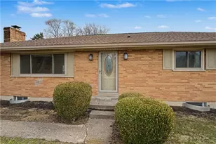 6105 Country Estates Dr, Tipp City, OH 45371 - Photo 5