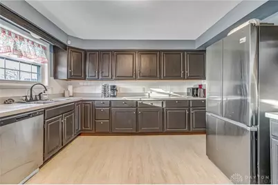 7275 McKenna Place, Englewood, OH 45322 - Photo 9