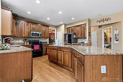 2432 Forest Oaks Drive, Beavercreek, OH 45431 - Photo 25