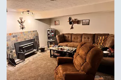 905 Old Springfield Road, Vandalia, OH 45377 - Photo 15