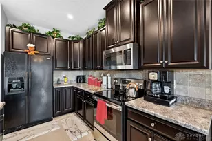 7178 Ballauer Pl, Dayton, OH 45424 - Photo 17