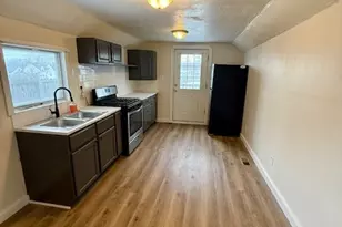 1866 Maiden Ln, Springfield, OH 45504 - Photo 9